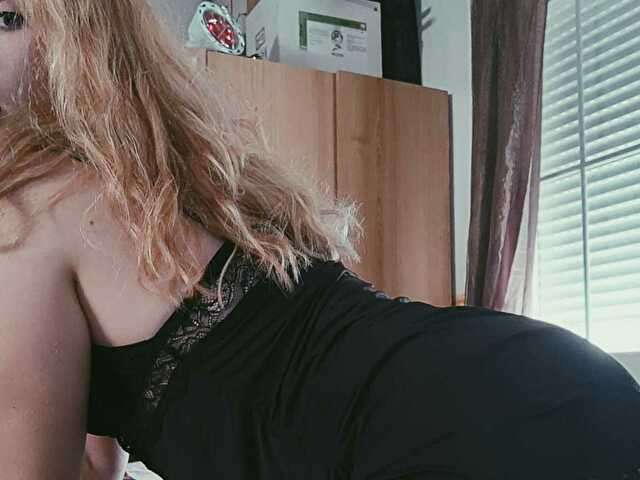 ALICETAYLOR free sexy photo