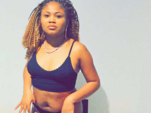 YANAXXKL free sexy photo