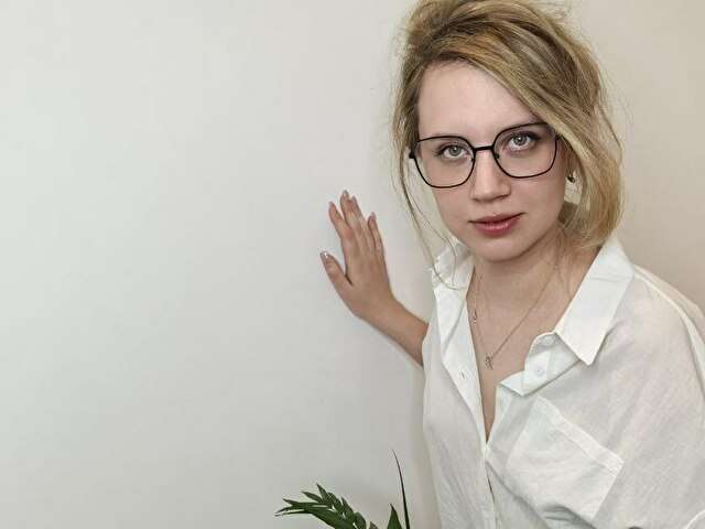 HAPPYNATA free sexy photo