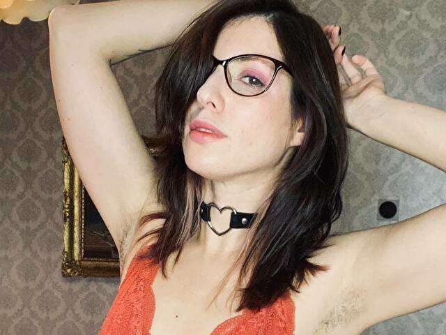 CATSPELL free sexy photo