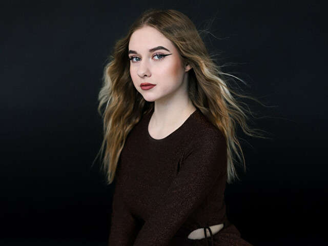 SEXYMEYES free sexy photo