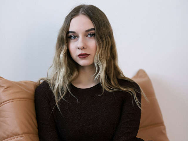 SEXYMEYES free sexy photo
