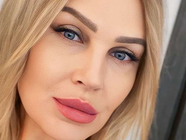 FRAUMICHELLE free sexy photo