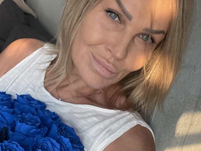 FRAUMICHELLE free sexy photo