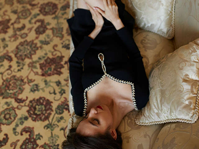 CAROLINAYUM free sexy photo