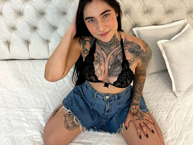 MIAADAMS free sexy photo