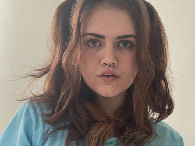 AYEALLIEX free sexy photo