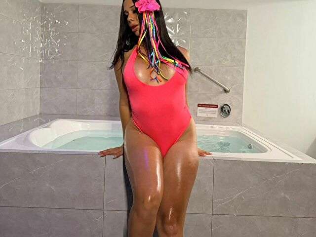 TITUBAX free hard sexy photo