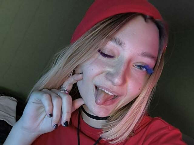 MELANIORANGE free sexy photo
