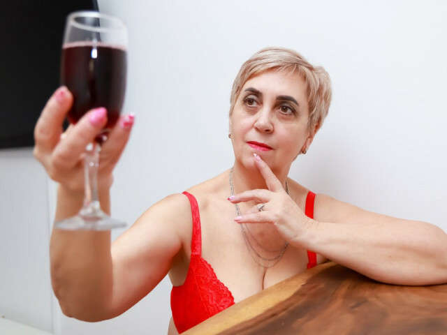 LEDYMARGARET free sexy photo