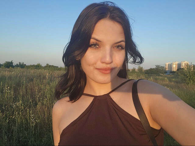 KATHRYN free sexy photo