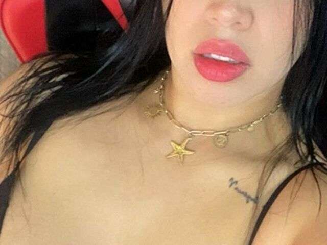 CASSIDYHOLE free sexy photo