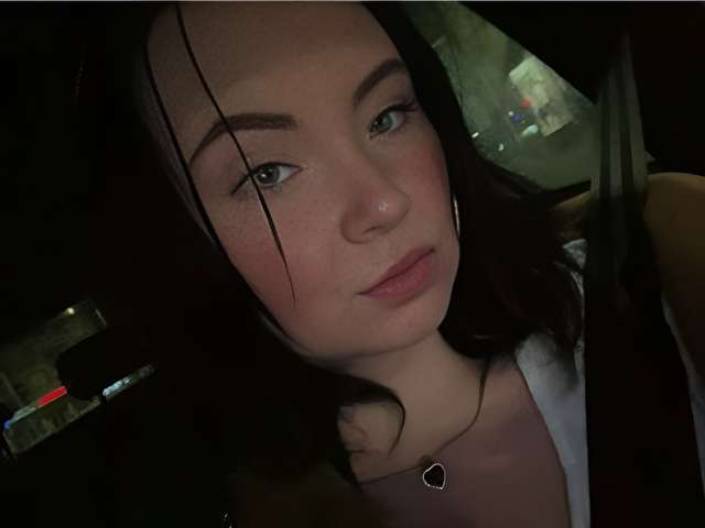 ALLYGORGEOUS free sexy photo