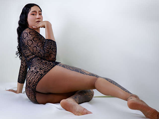 ALISONCHANTS free sexy photo