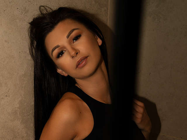 DAKOTABEAUTY free sexy photo