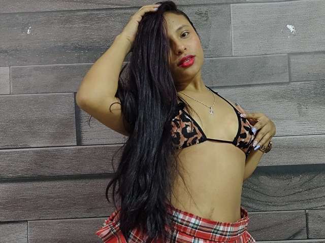 AHOTBIGASS4U free sexy photo
