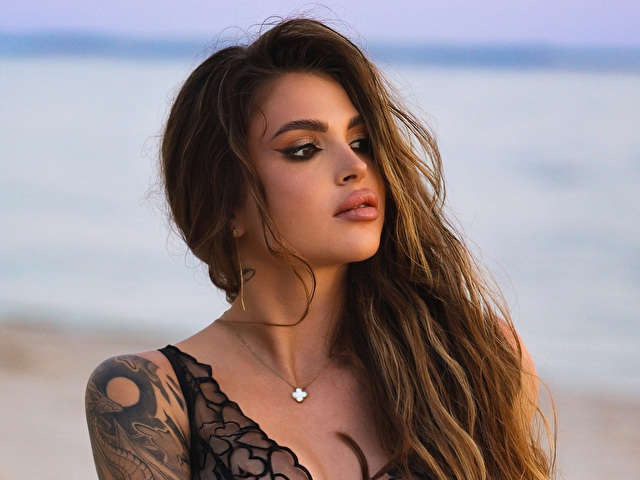 ANNAQUINN free sexy photo