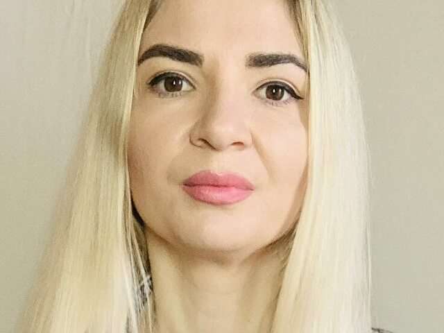 MONICAMOORE free sexy photo