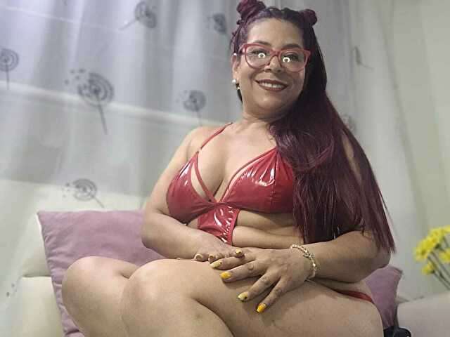 SCARLETCURLY free sexy photo