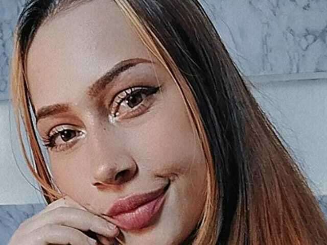 CHARLOTTELAM free sexy photo