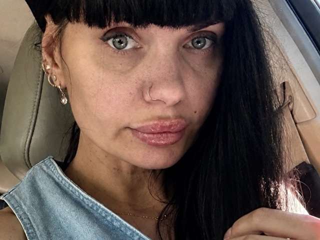 MILAME free sexy photo