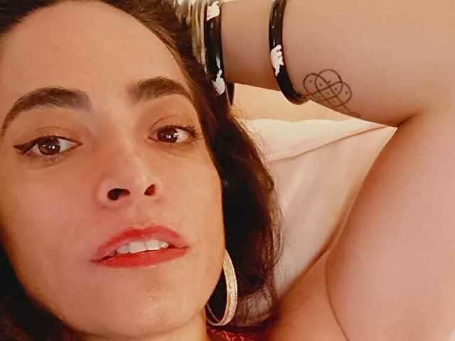 BIGCLITQUEEN free sexy photo