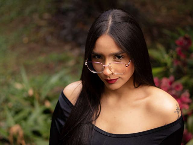 ANABUSTAMAN free sexy photo