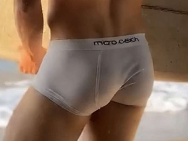 VIKTOR free sexy photo