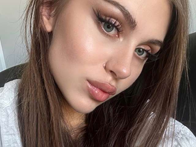 CHLOEBIANCA free sexy photo