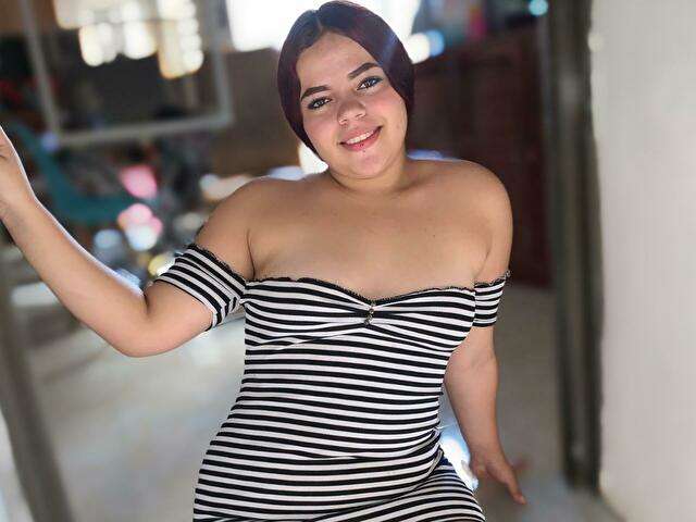 ALYSONMORENO free sexy photo