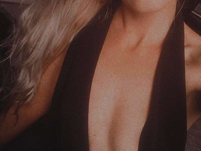 XFRYSKFAMKE free sexy photo