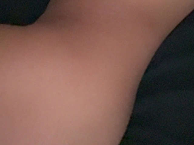 PEACHHHYBUM free sexy photo