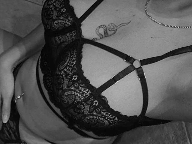 CAMILITAA08 free sexy photo