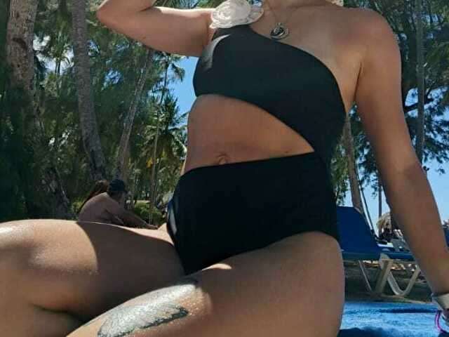 CHANELAMOURE free sexy photo