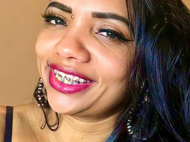 SAMYRA21 free sexy photo
