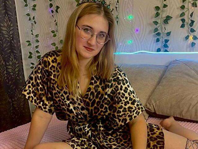 MISSXELSA free sexy photo