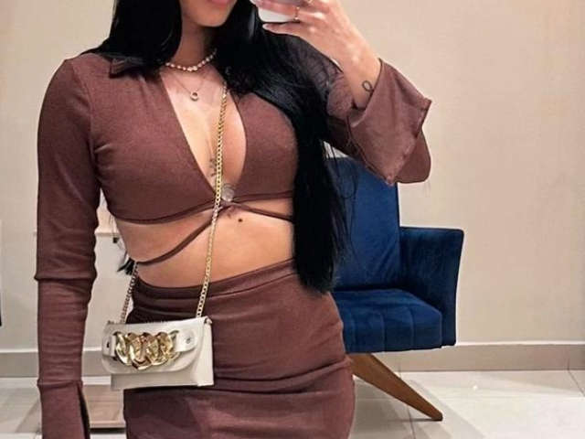 JULIEMANCINI free sexy photo