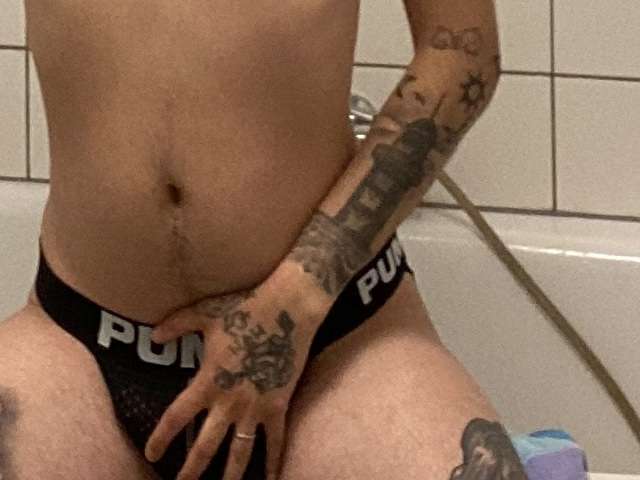 SUGARDDYXD free sexy photo