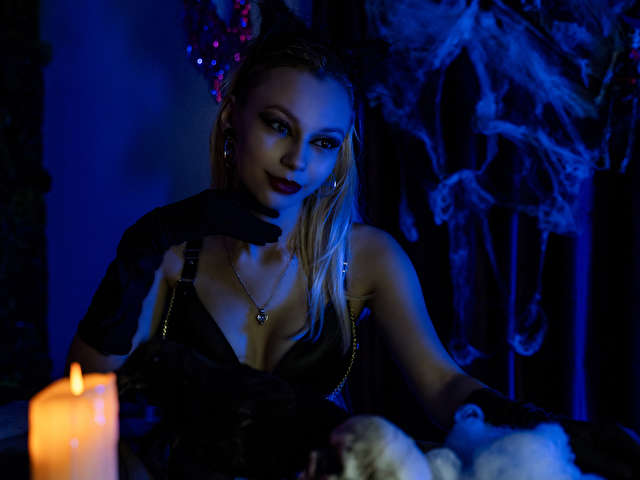 ALESSIACROFT free sexy photo