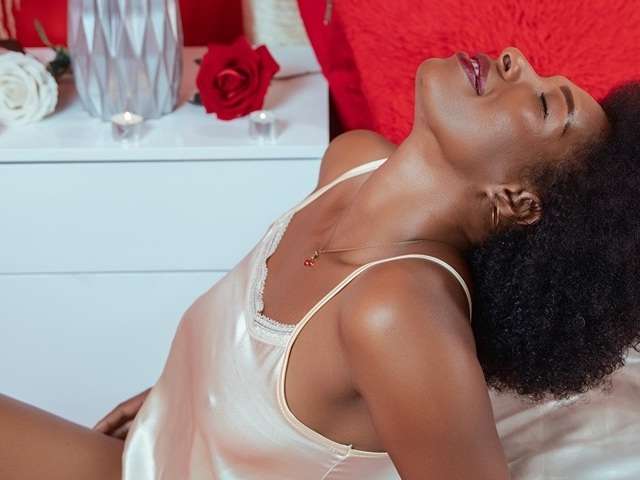 CARDYKAMBELL free sexy photo