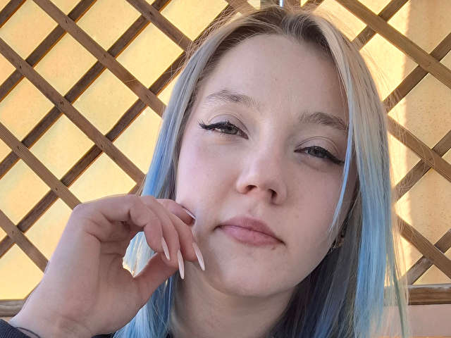 SARAHSEXDOLL free sexy photo