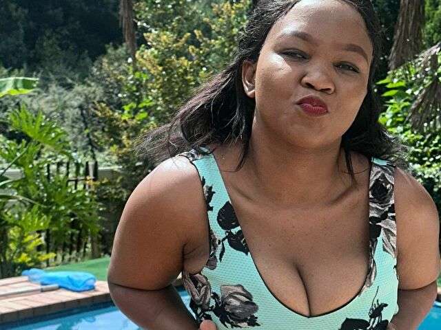 ADDEYB free sexy photo