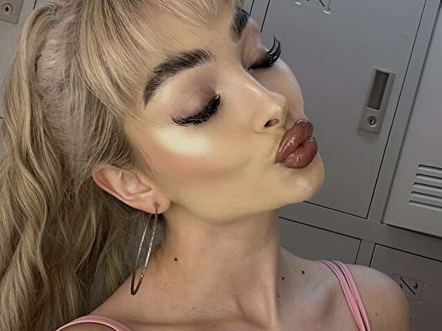 POLLYSECRET free sexy photo