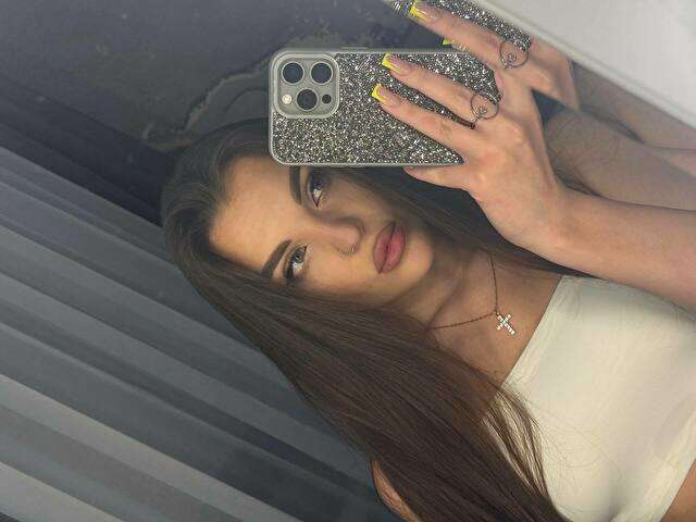YOURALISA free sexy photo