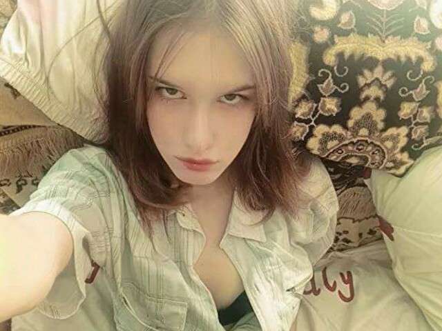 ANNOYBLUE free sexy photo