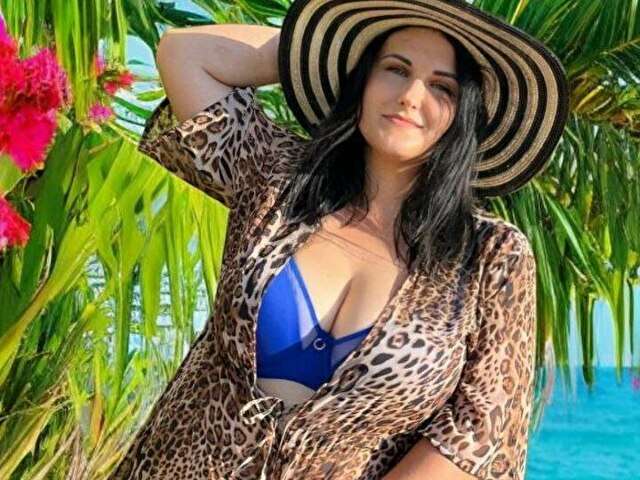 EMMYSWEET free sexy photo