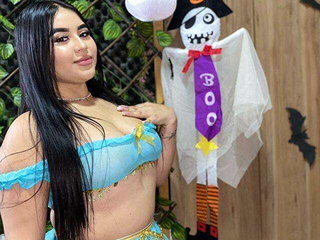 ISABELASWEET free sexy photo