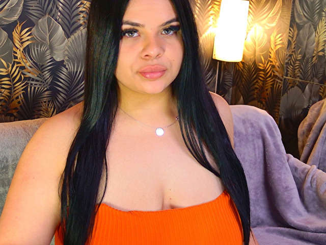 MADYLICIOUS free sexy photo