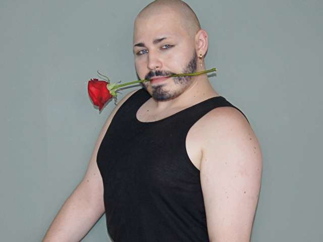 MASTERFABIAN free sexy photo