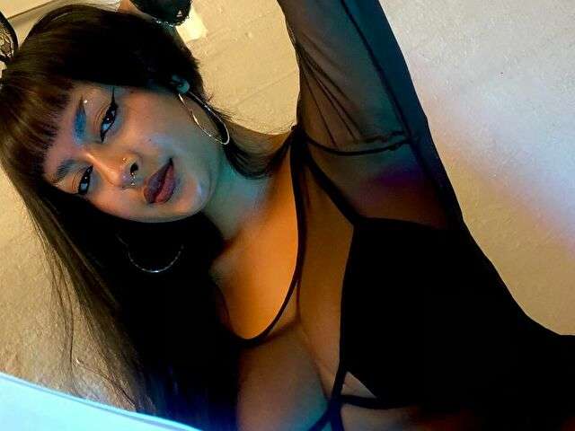 CLEOOPATRA free sexy photo